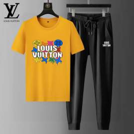 Picture of LV Shirt Pant Suits _SKULVM-5XL13gn4323582